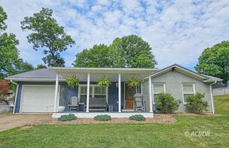 567 Jay Dr, Gallipolis, OH 45631