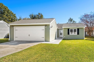 102 Saint Andrews Ln, Myrtle Beach, SC 29588