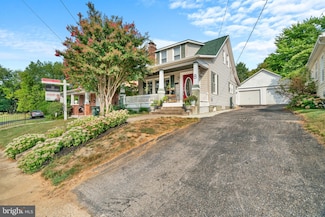 8 Davis Ave, Frederick, MD 21701