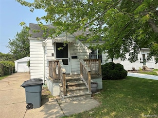 26537 Brettonwoods St, Madison Heights, MI 48071