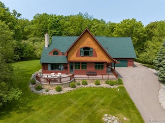 4832 Hosner Rd, Oxford, MI 48370
