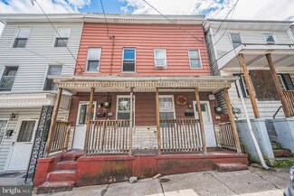 134 W Spruce St, Tamaqua, PA 18252