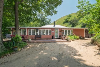 77739 Grand Blvd, South Haven, MI 49090