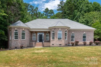 3203 Kelly Rd, Charlotte, NC 28216