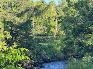 5 Faraway Rd, Dalton, NH 03598