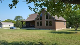 3803 Iva Durst Rd, Leon, WV 25123
