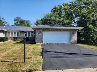 17297 Brennan Hwy, Tinley Park, IL 60477