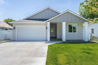 5181 N Crestline St, Spokane, WA 99207