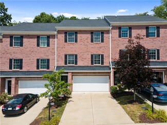 135 Lenox Dr, Imperial, PA 15126