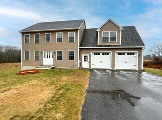 31 Murray Dr, Gorham, ME 04038