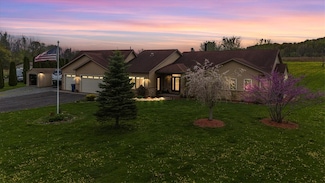 5186 Tellier Rd, Newark, NY 14513
