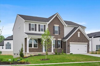 5306 Greenview Ln, Lebanon, OH 45036
