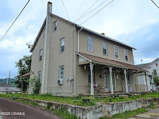 127 E 7th St, Berwick, PA 18603