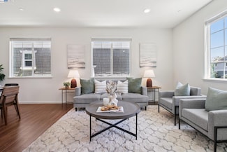 1123 Speros Loop, Hayward, CA 94544