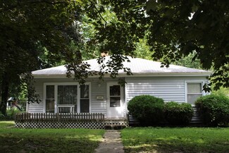 1310 Circle Dr NW, Kankakee, IL 60901