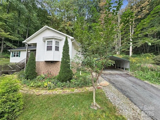 80 Kitty Ln, Waynesville, NC 28785