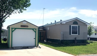 39 Douglas St, Westby, WI 54667
