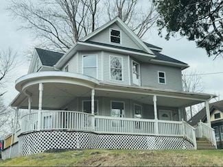 20 Park Ave, Highland Mills, NY 10930