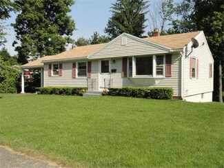 3 Saratoga Dr, Worcester, MA 01606