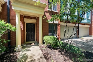 153 Festival Ct, Elgin, IL 60120