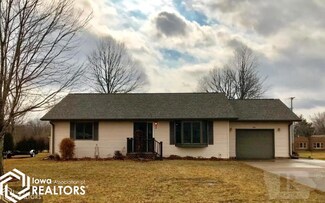 905 Keoway Dr, Keosauqua, IA 52565
