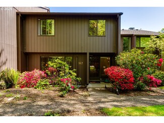 167 Westbrook Way, Eugene, OR 97405