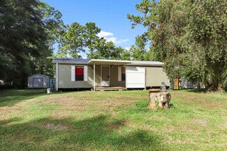 707 Carlin Rd, Satsuma, FL 32189