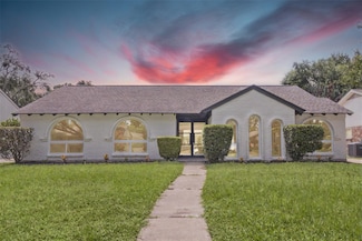 2823 Stetson Ln, Houston, TX 77043