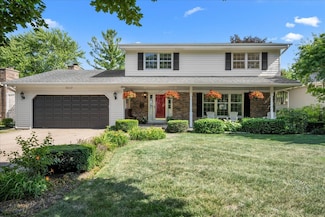 1017 Prairie St, Saint Charles, IL 60174