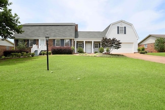 1903 Edwards Ave, Muscle Shoals, AL 35661