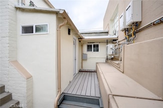 53 N Baldwin Ave, Sierra Madre, CA 91024