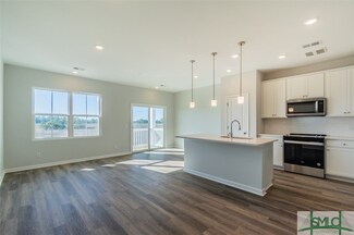 11 Hidden Pointe Dr, Savannah, GA 31419