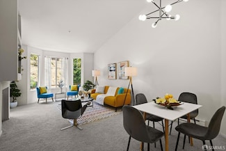 300 Caldecott Ln Unit 316, Oakland, CA 94618