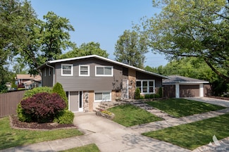 5700 Grange Ave, Oak Forest, IL 60452