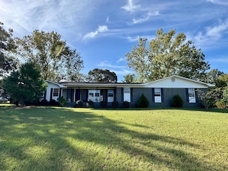 163 Vining Dr, Dothan, AL 36303