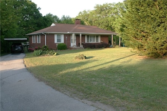 402 Norris Hwy, Central, SC 29630