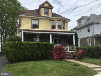 709 14th Ave, Prospect Park, PA 19076