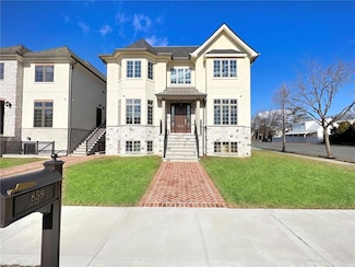 859 Lamont Ave, Staten Island, NY 10309