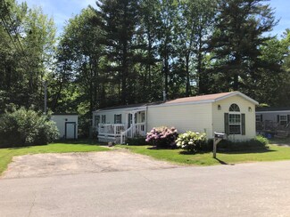 9 Lakeview Dr, Holden, ME 04429