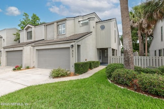 511 Selva Lakes Cir, Atlantic Beach, FL 32233