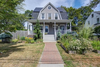 235 Brighton Ave, Portland, ME 04102