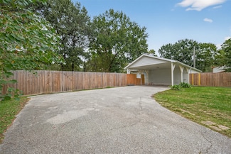 27812 Red Fox Rd, Tomball, TX 77377
