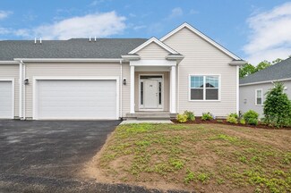 65 Crestwood Cir Unit 36, Whitinsville, MA 01588