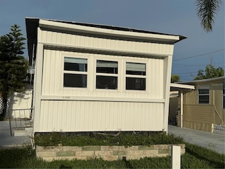 8649 44th Ave N Unit 67, St. Petersburg, FL 33709