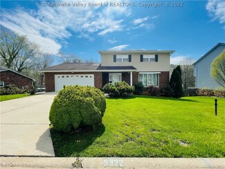 5322 Bentbrook Rd, Charleston, WV 25313