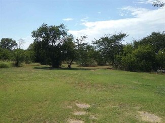 203 N Ash St Unit Lots 6 & 7 Block 25, Archer City, TX 76351