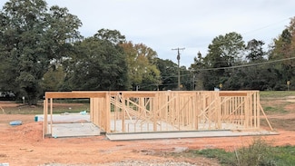 1859 Reid School Rd, Taylors, SC 29687