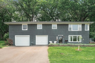 1516 Gettysburg Ave N, Golden Valley, MN 55427