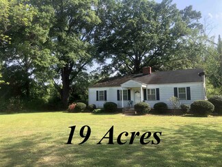 643 Mclaurin Rd, Siler City, NC 27344