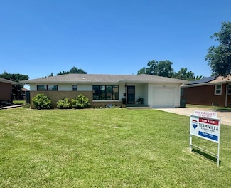 2407 6th Ave, Dodge City, KS 67801
